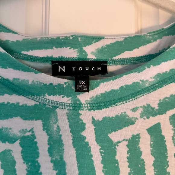 Green and white patterned N Touch long sleeve shirt - Picture 3 of 4